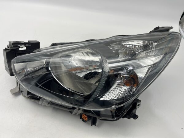 Mazda 2 2014-2019 HALOGEN L.H.S HEADLIGHT ASSEMBLY