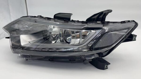 Mitsubishi OUTLANDER 2016-2020 HALOGEN L.H.S HEADLIGHT ASSEMBLY