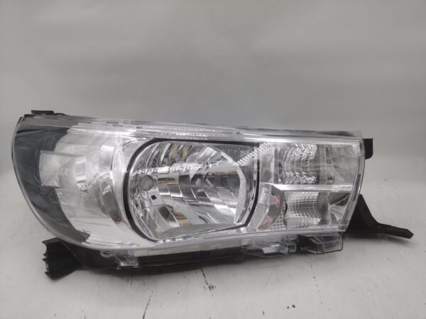 Toyota HILUX REVO 2015-2019 HALOGEN R.H.S HEADLIGHT ASSEMBLY