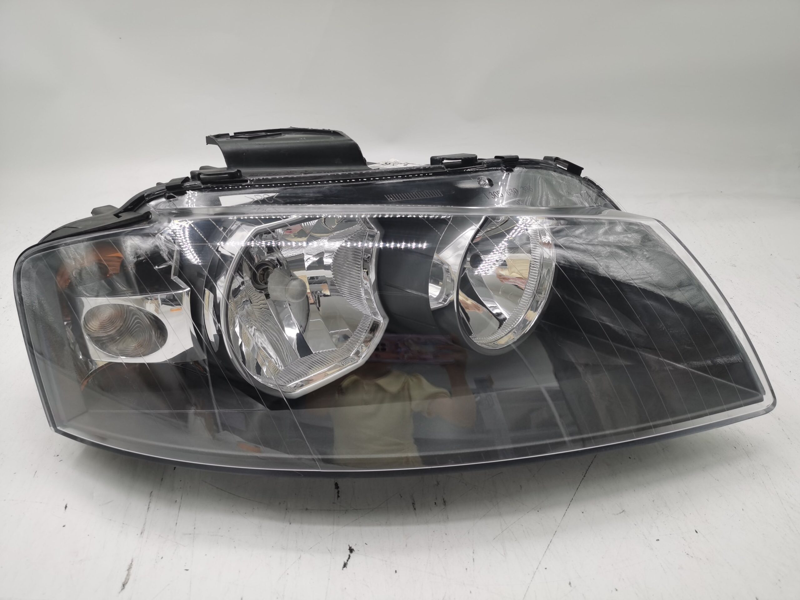 Audi A3 2003-2007 HALOGEN R.H.S Headlight Assembly