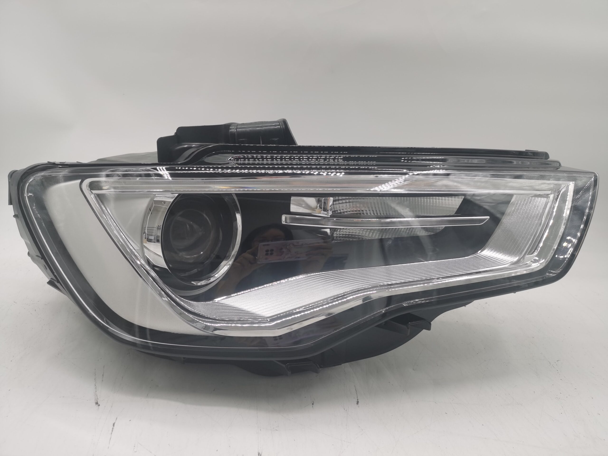 Audi A3 8V 2013-2015 XENON R.H.S HEADLIGHT ASSEMBLY