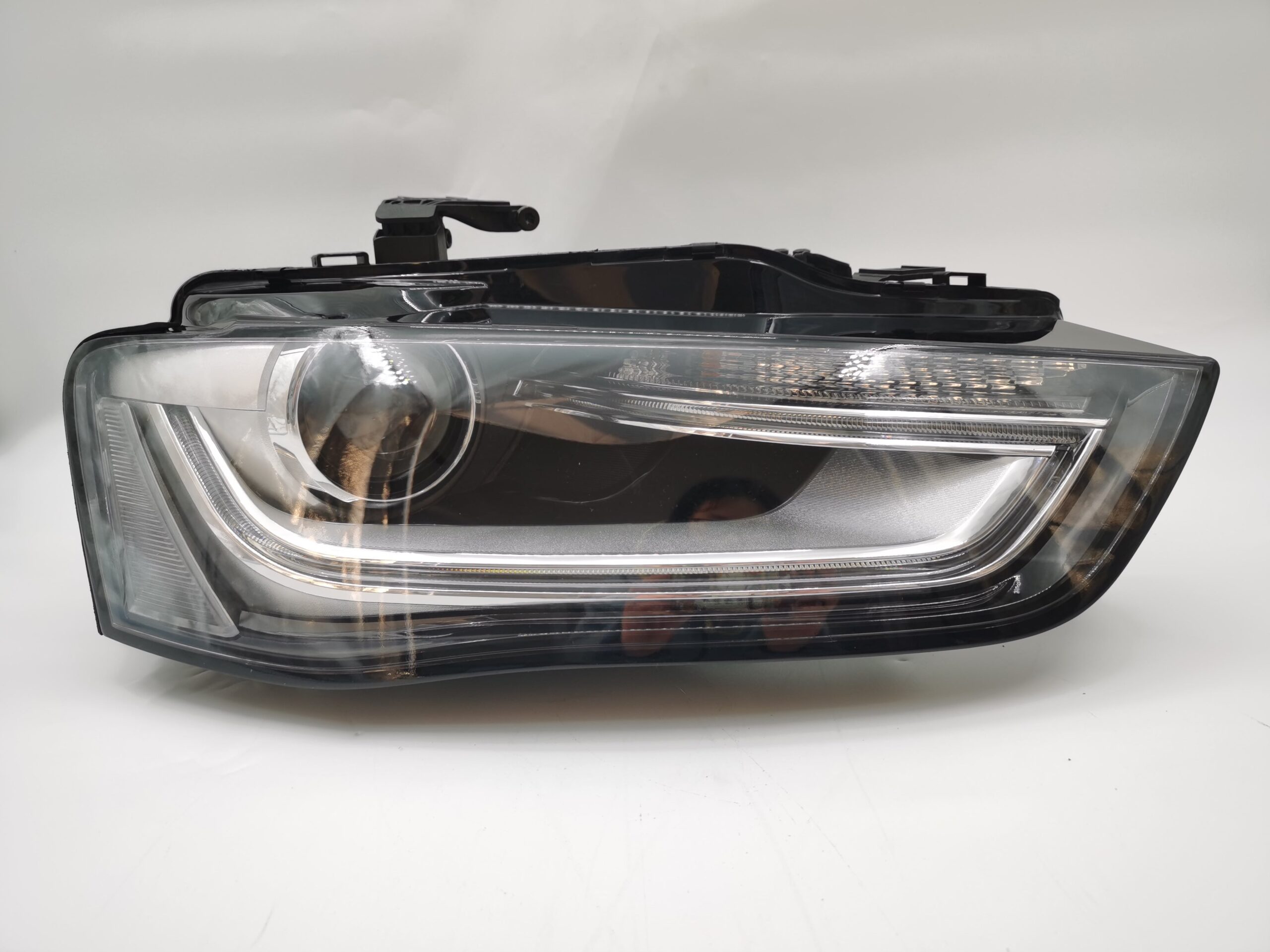 Audi A4 B8 2011-2014 LED R.H.S HEADLIGHT ASSEMBLY