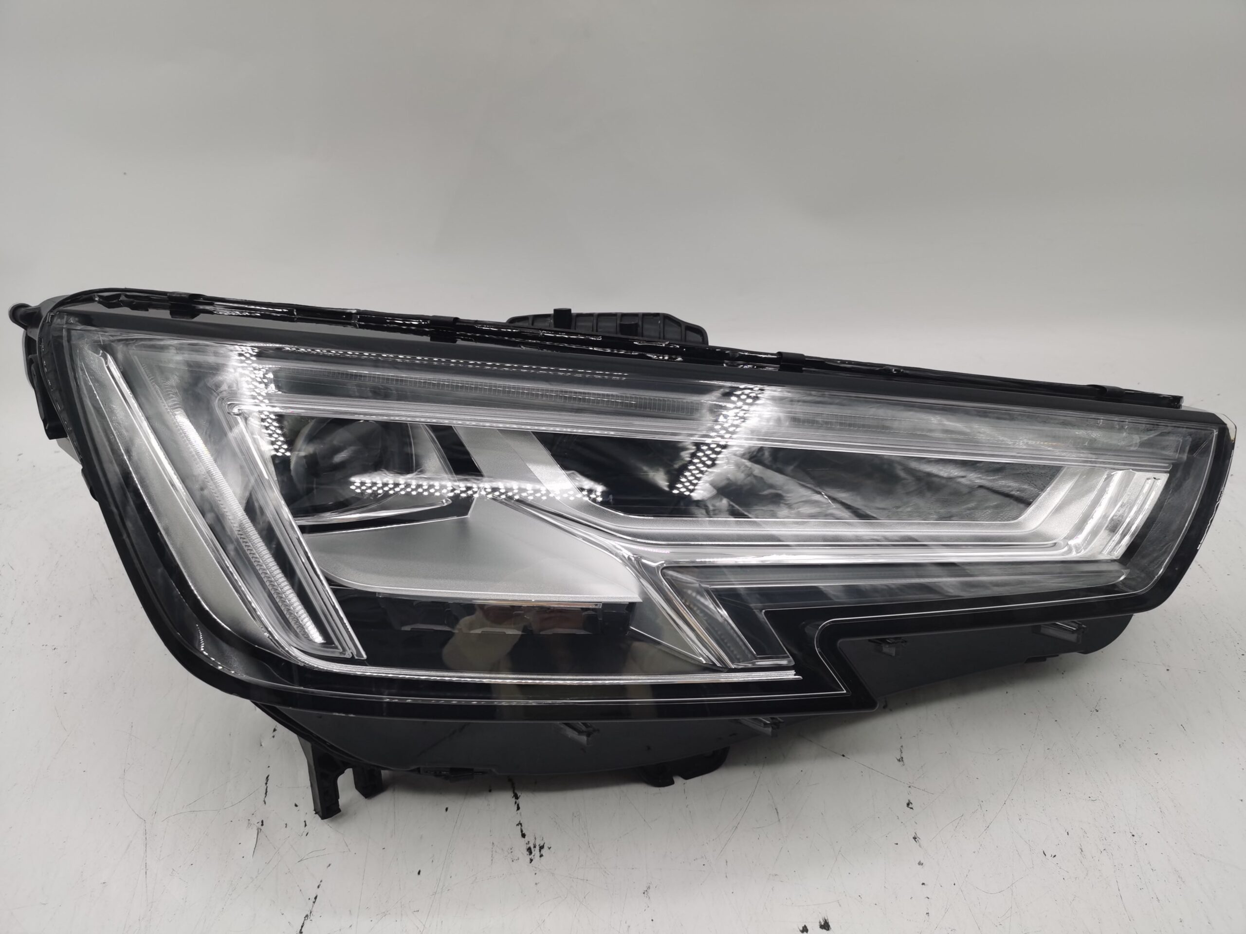 Audi A4 2015-2019 LED R.H.S Headlight Assembly