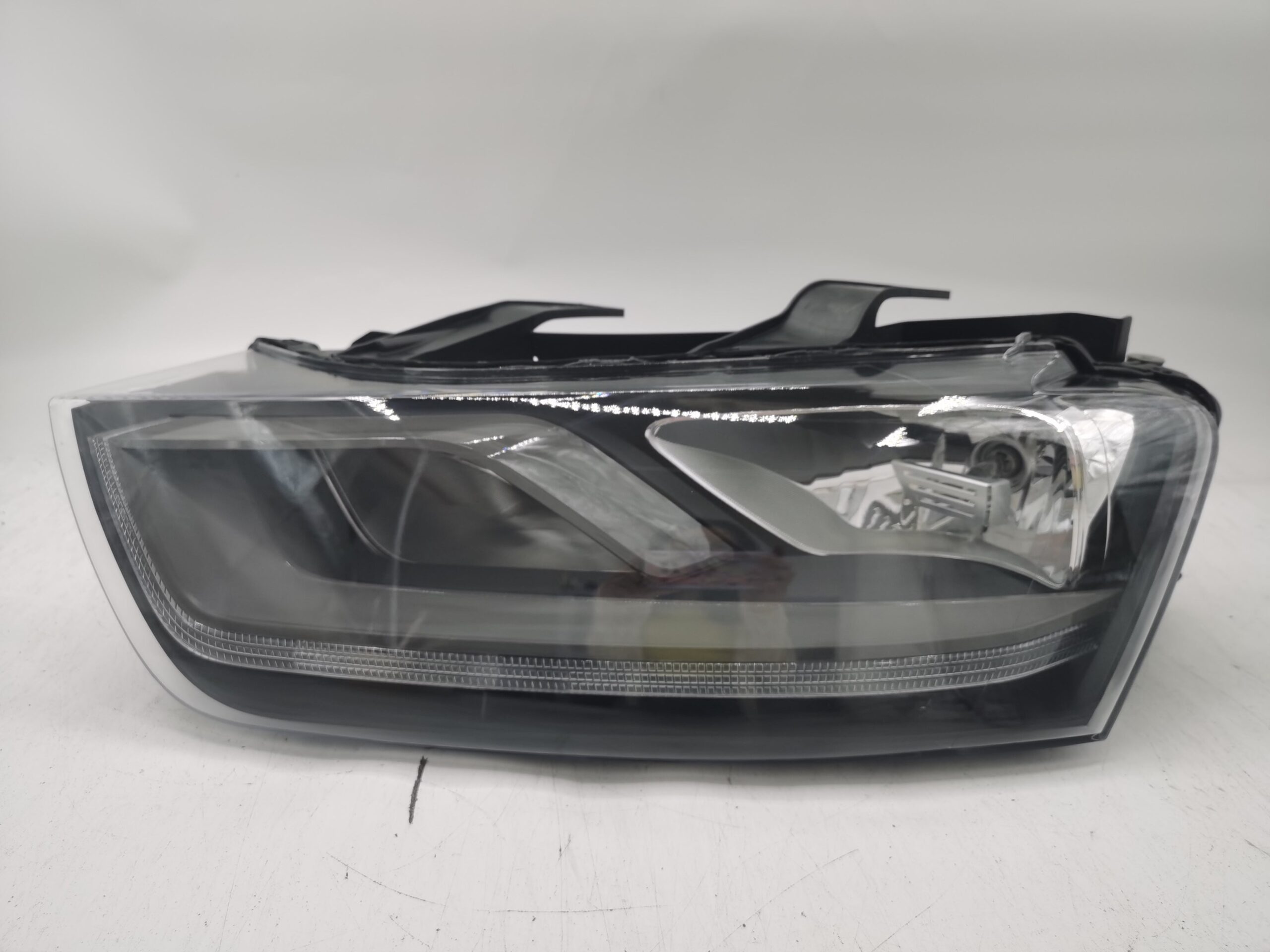 Audi Q3 8U 2011-2014 HALOGEN L.H.S HEADLIGHT ASSEMBLY