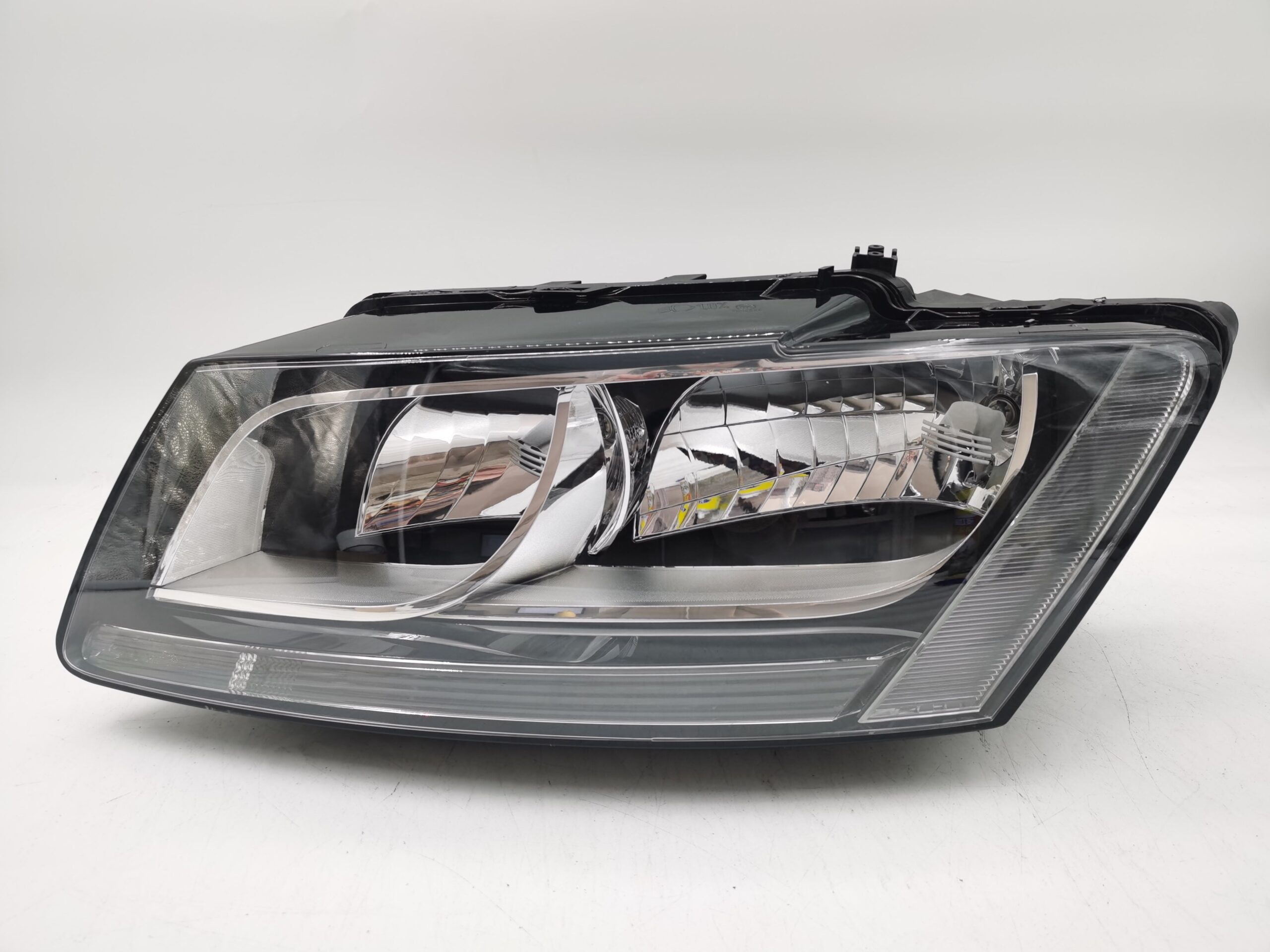 Audi Q5 2012-2016 HALOGEN L.H.S HEADLIGHT ASSEMBLY