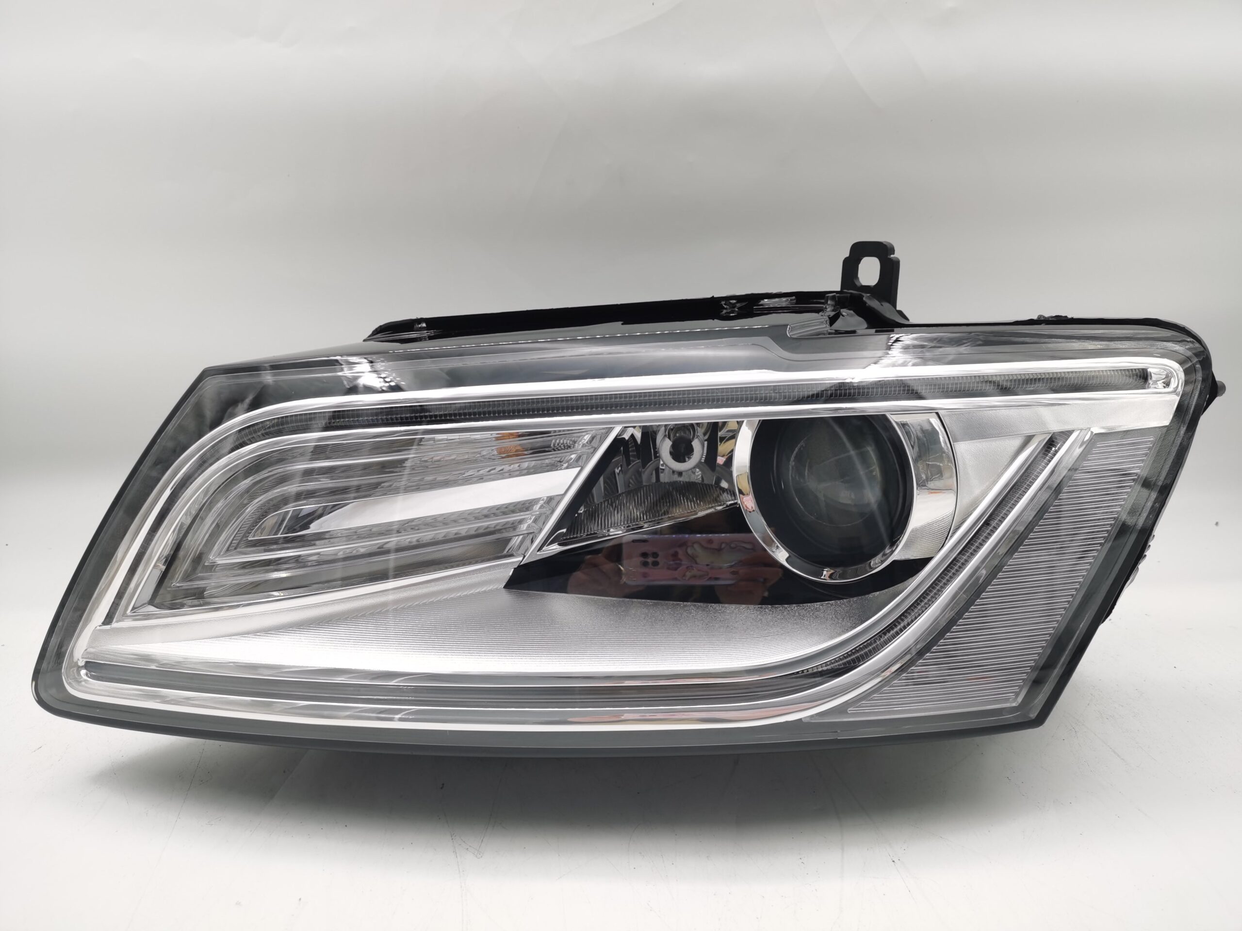 Audi Q5 2012-2016 XENON L.H.S HEADLIGHT ASSEMBLY