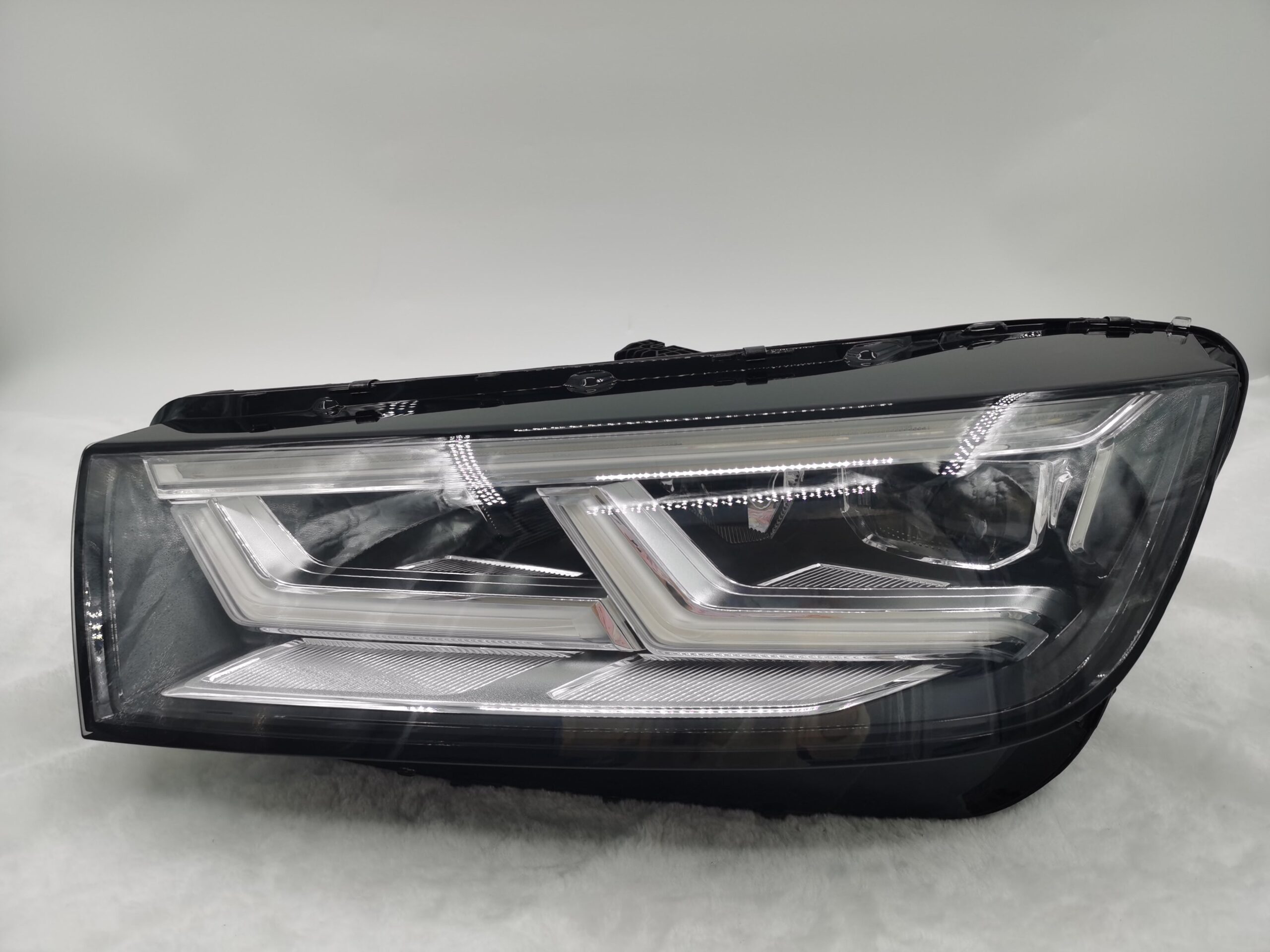 Audi Q5 2017-2020 LED L.H.S Headlight Assembly