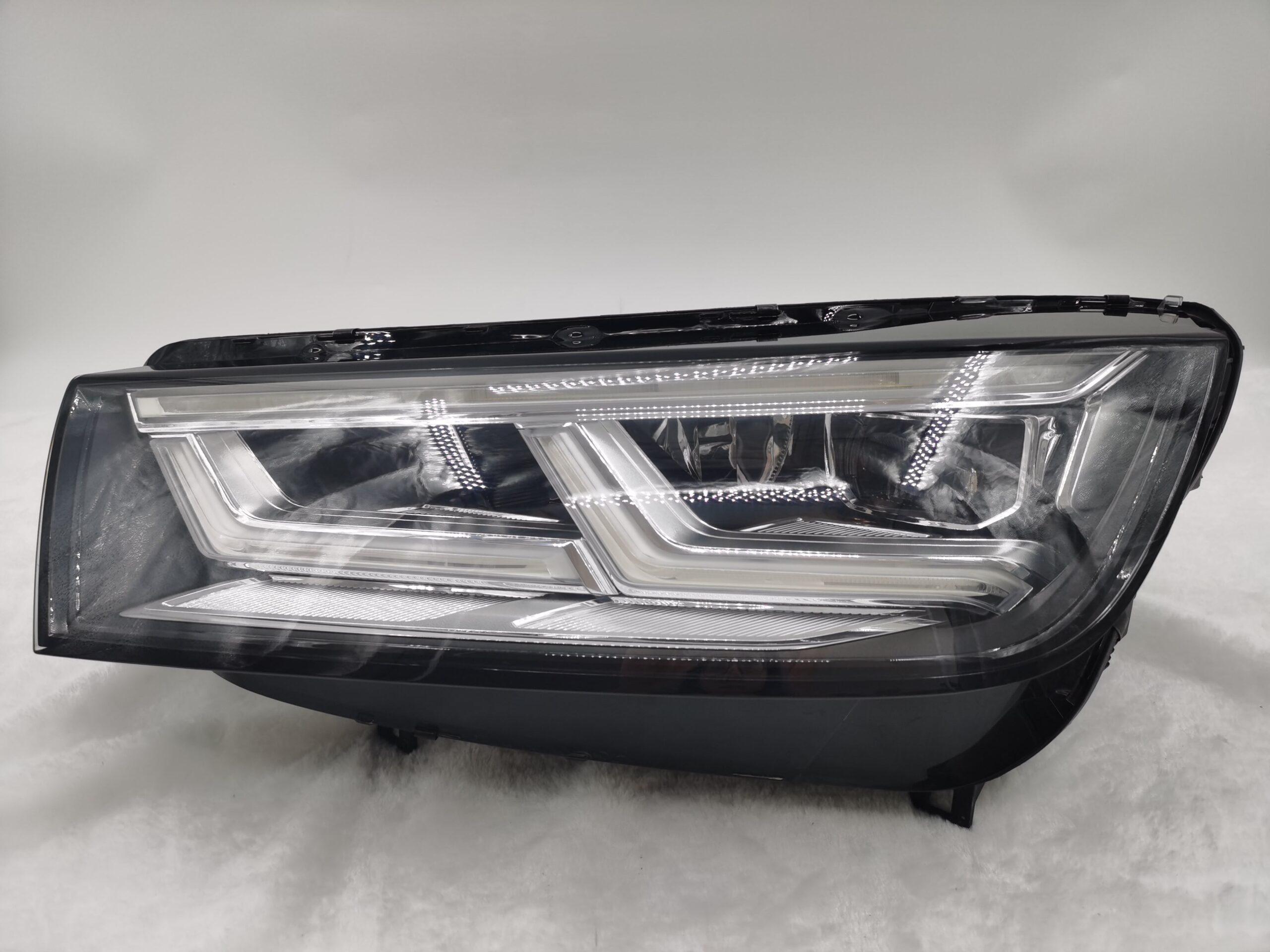 Audi Q5 2017-2020 LED L.H.S Headlight Assembly