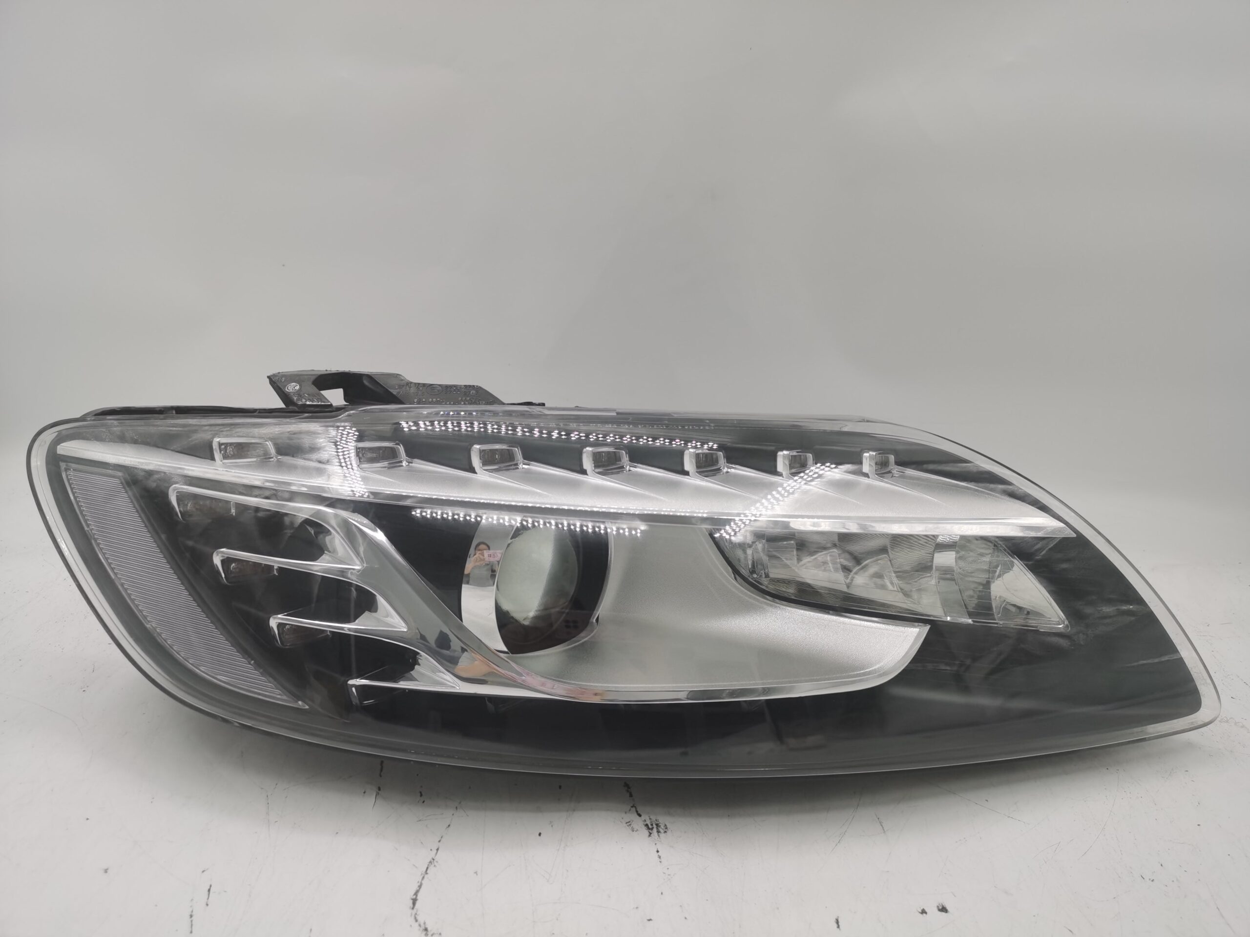 Audi Q7 4LB 2010-2015 XENON LED R.H.S Headlight Assembly