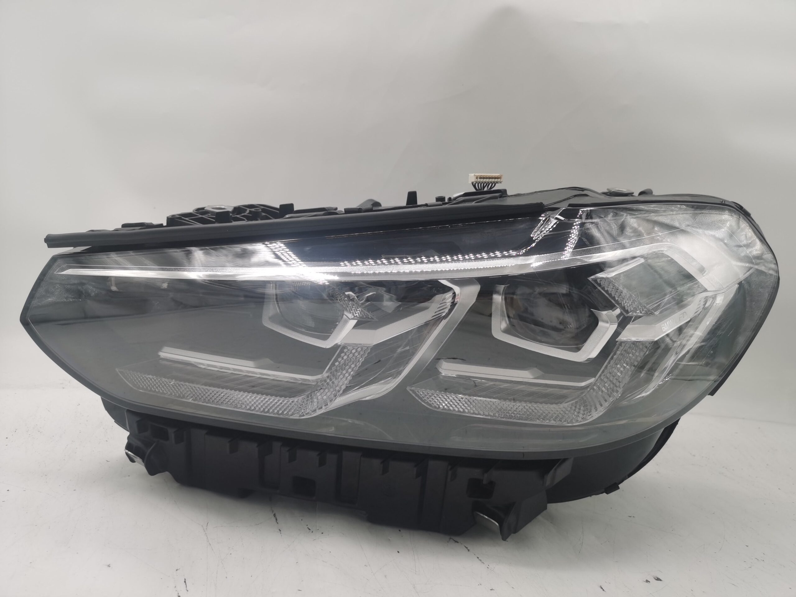 BMW X3 X4 2022-2023 LED L.H.S Headlight Assembly