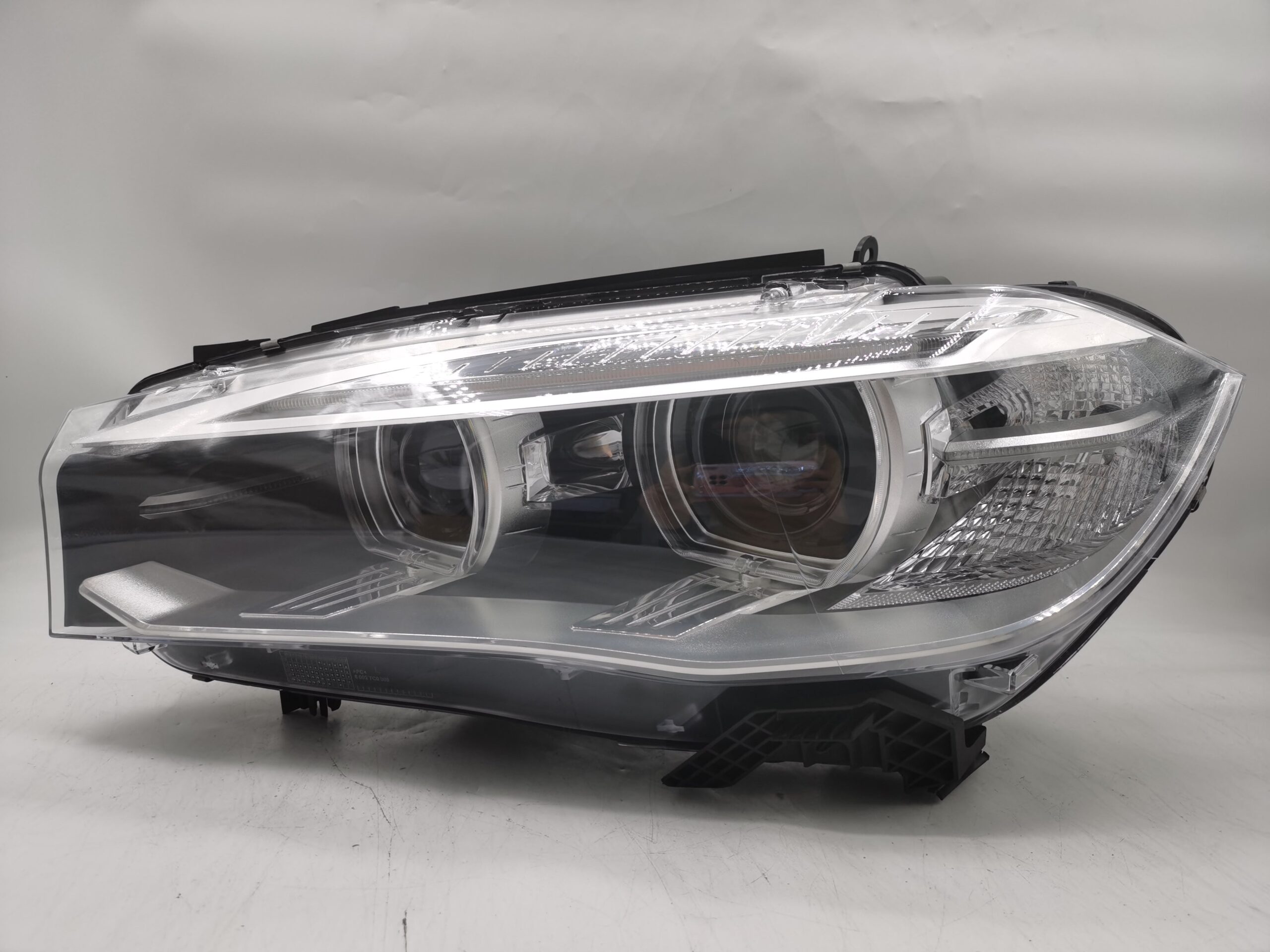 BMW X5 F15 X6 F16 2014-2017 XENON L.H.S HEADLIGHT ASSEMBLY