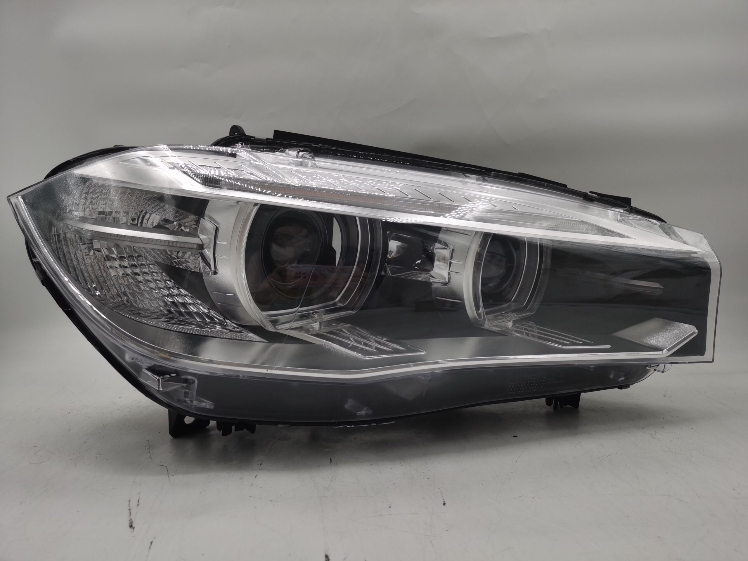 BMW X5 F15 X6 F16 2014-2017 XENON R.H.S HEADLIGHT ASSEMBLY