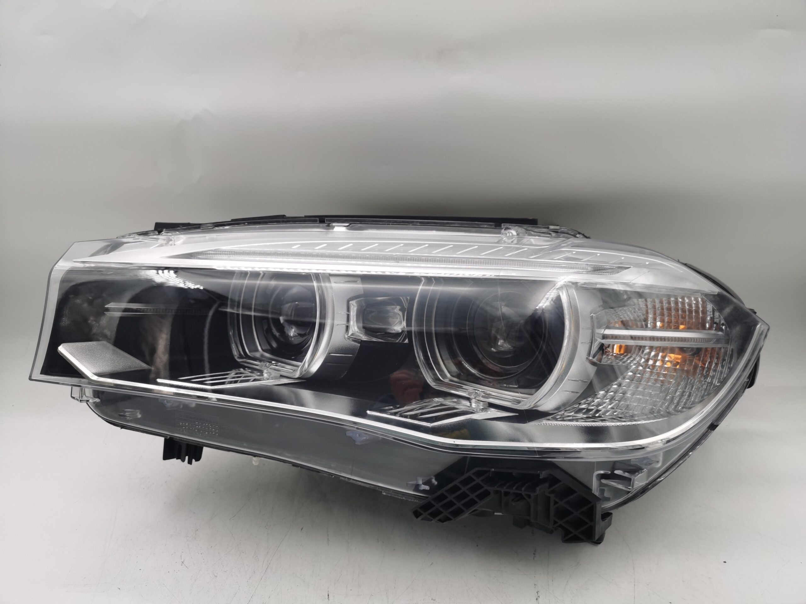 BMW X5 F15 X6 F16 2014-2017 XENON L.H.S HEADLIGHT ASSEMBLY