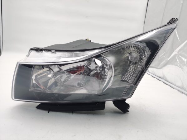 Holden CRUZE 2008-2015 HALOGEN L.H.S HEADLIGHT ASSEMBLY