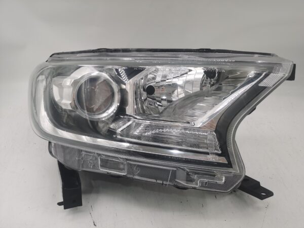 Ford EVEREST RANGER 2015-2019 LENS HALOGEN R.H.S Headlight Assembly