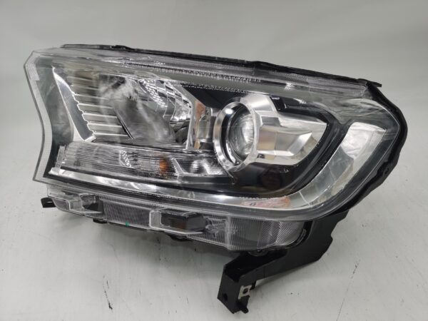 Ford EVEREST 2015-2019 HALOGEN L.H.S Headlight Assembly