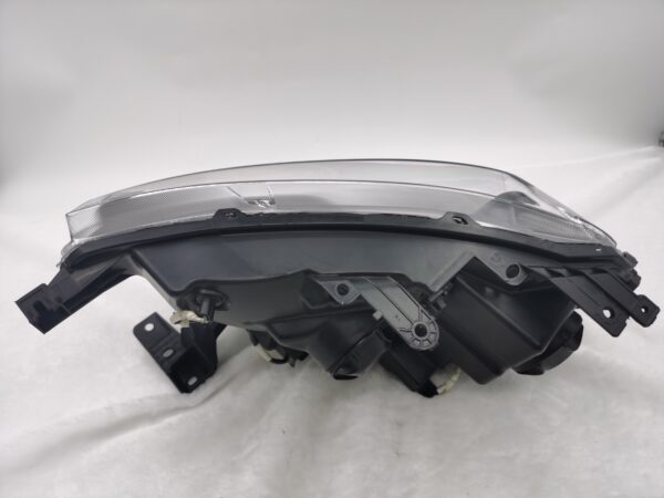 Ford EVEREST 2015-2019 HALOGEN R.H.S Headlight Assembly