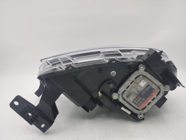 Ford EVEREST 2015-2019 XENON L.H.S Headlight Assembly