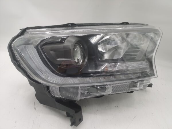 Ford EVEREST 2015-2019 XENON R.H.S Headlight Assembly