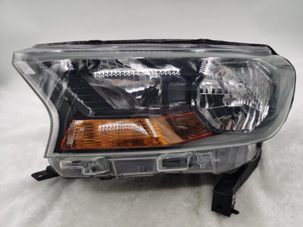 Ford EVEREST RANGER 2015-2019 HALOGEN L.H.S HEADLIGHT ASSEMBLY