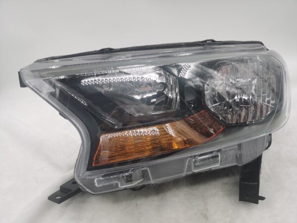 Ford EVEREST 2015-2019 HALOGEN L.H.S Headlight Assembly