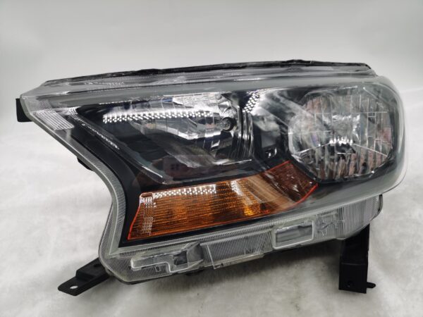 Ford EVEREST RANGER 2015-2019 HALOGEN L.H.S HEADLIGHT ASSEMBLY