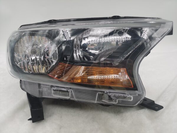 Ford EVEREST RANGER 2015-2019 HALOGEN R.H.S HEADLIGHT ASSEMBLY