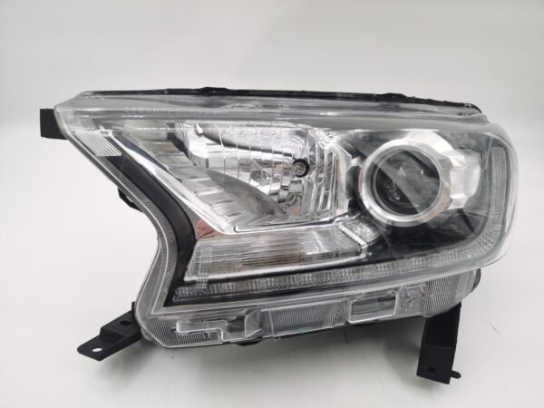 Ford EVEREST 2018 2019 L.H.S HEADLIGHT ASSEMBLY