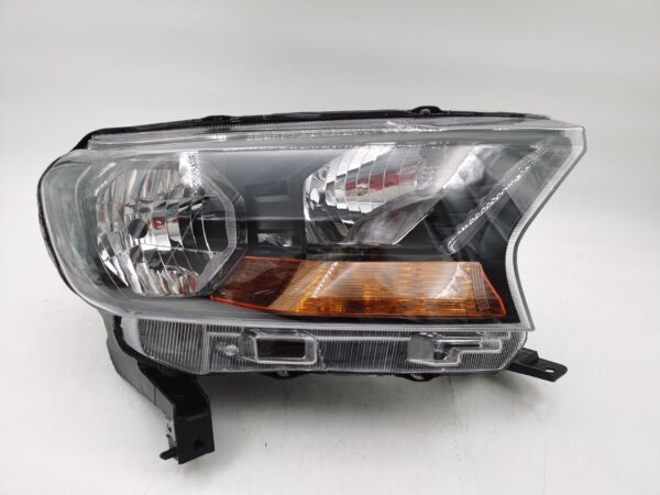 Ford EVEREST/MUSTANG 2011-2018 R.H.S HEADLIGHT ASSEMBLY