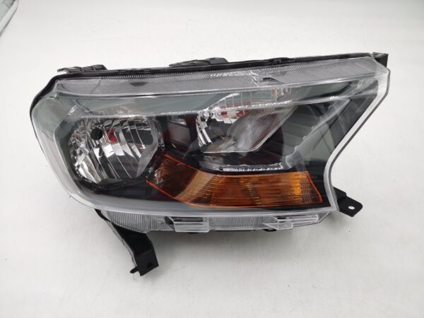 Ford EVEREST/MUSTANG 2011-2018 R.H.S HEADLIGHT ASSEMBLY