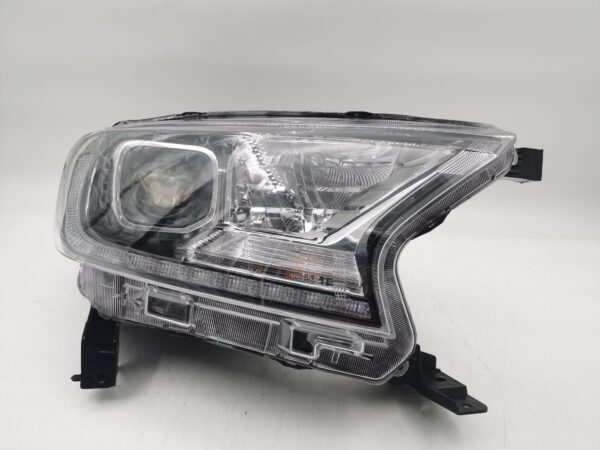 Ford EVEREST/MUSTANG 2011-2020 R.H.S HEADLIGHT ASSEMBLY