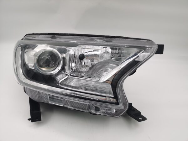 Ford EVEREST/RANGER 2015-2019 HALOGEN R.H.S HEADLIGHT ASSEMBLY