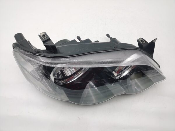 Ford FALCON BA BF XR6 XR8 R.H.S HEADLIGHT ASSEMBLY