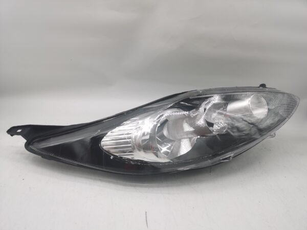 Ford FIESTA MK7 2009-2012 R.H.S HEADLIGHT ASSEMBLY