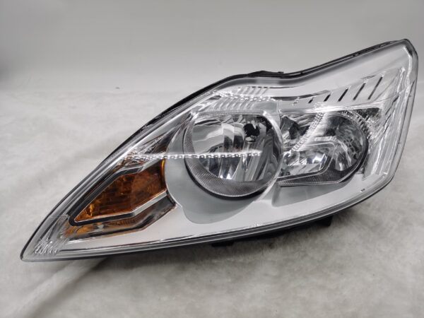 Ford FOCUS MK2.5 2008-2010 HALOGEN L.H.S HEADLIGHT ASSEMBLY