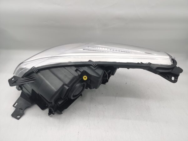 Ford ESCAPE(KUGA) 2017-2019 HALOGEN R.H.S HEADLIGHT ASSEMBLY