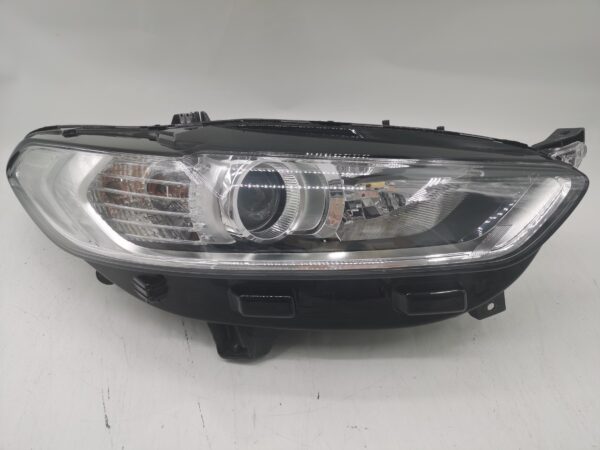 Ford MONDEO MK5 2015-2019 HALOGEN R.H.S Headlight Assembly