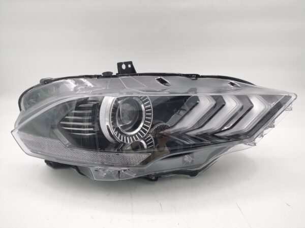 Ford MUSTANG 2018-2021 R.H.S HEADLIGHT ASSEMBLY