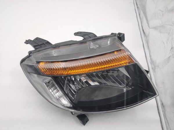 Ford RANGER 2013-2016 R.H.S HEADLIGHT ASSEMBLY