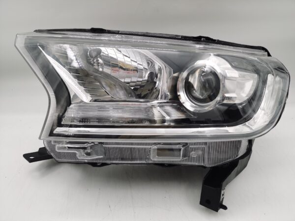 Ford EVEREST/RANGER 2015-2019 HALOGEN L.H.S HEADLIGHT ASSEMBLY