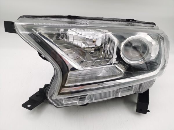 Ford EVEREST/RANGER 2015-2019 HALOGEN L.H.S HEADLIGHT ASSEMBLY