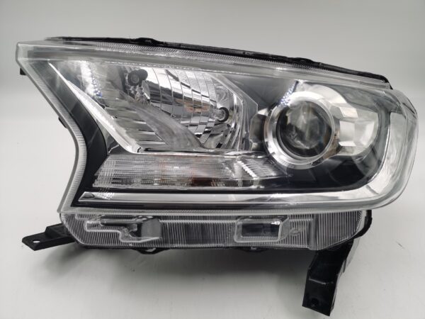 Ford EVEREST/RANGER 2015-2019 HALOGEN L.H.S HEADLIGHT ASSEMBLY