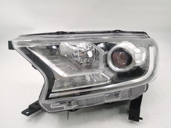 Ford EVEREST/RANGER 2015-2019 HALOGEN L.H.S HEADLIGHT ASSEMBLY