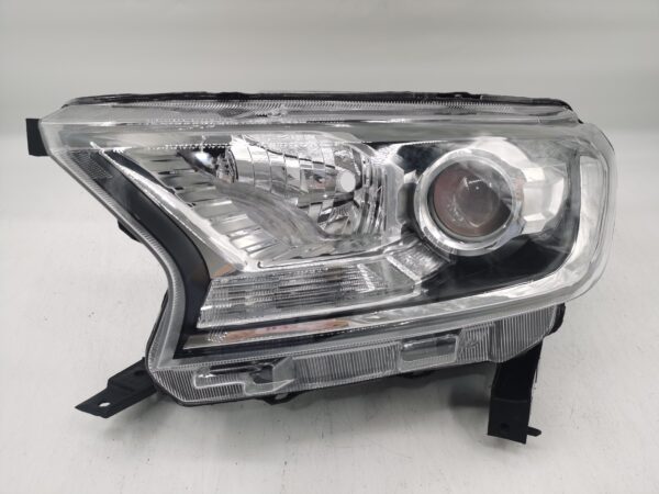 Ford EVEREST/RANGER 2015-2019 HALOGEN L.H.S HEADLIGHT ASSEMBLY