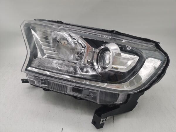 Ford EVEREST/RANGER 2015-2019 HALOGEN L.H.S HEADLIGHT ASSEMBLY