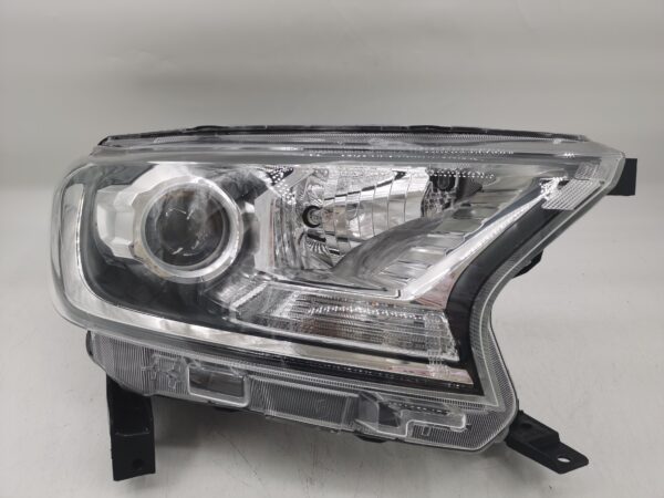 Ford EVEREST/RANGER 2015-2019 HALOGEN R.H.S HEADLIGHT ASSEMBLY