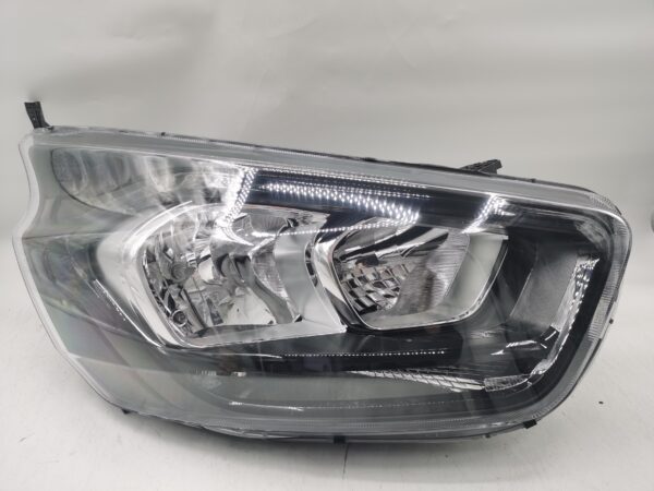 Ford TRANSIT CUSTOM LWB 2018-2023 HALOGEN R.H.S HEADLIGHT ASSEMBLY