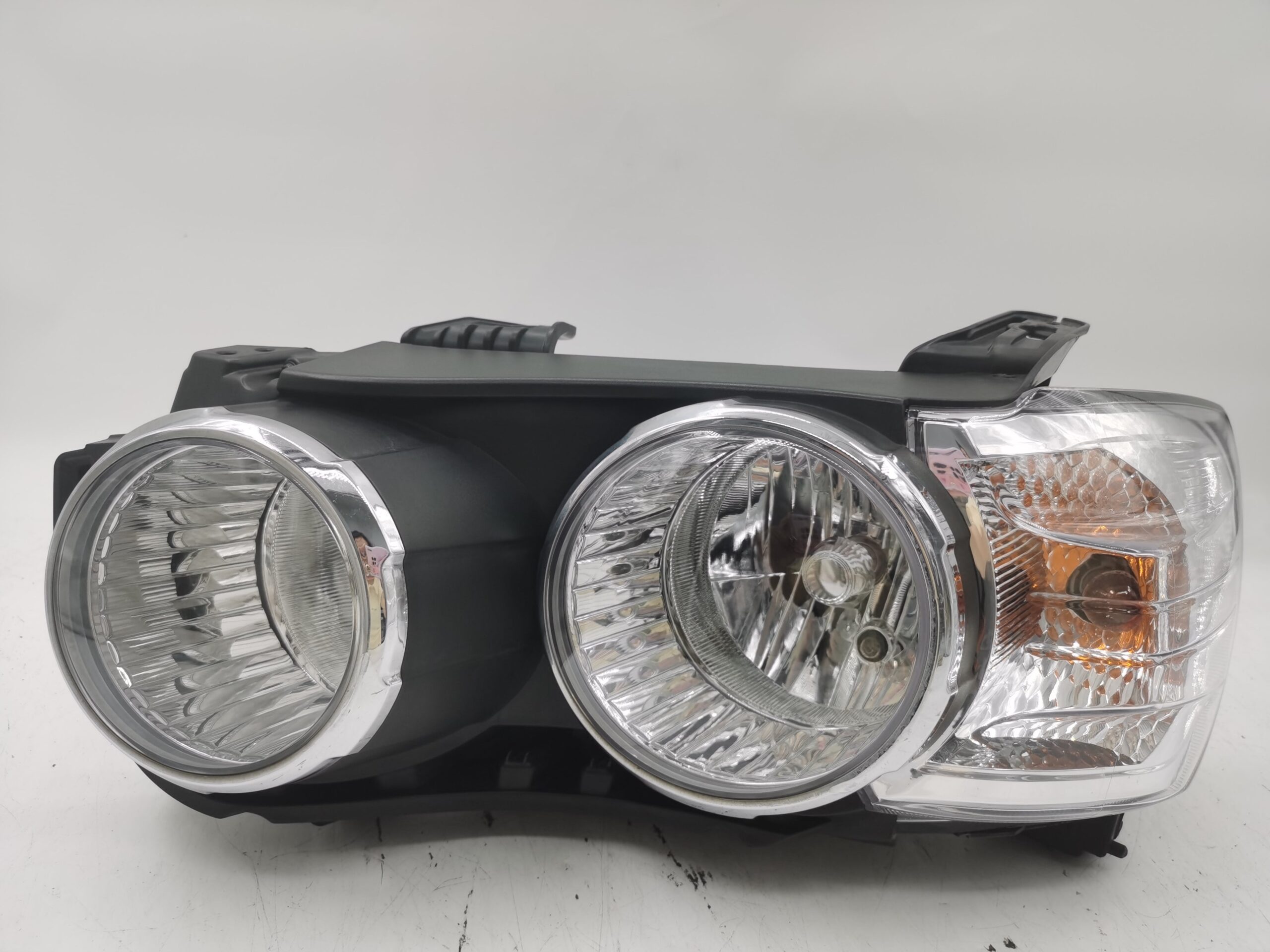 Holden AVEO 2010-2014 HALOGEN L.H.S Headlight Assembly