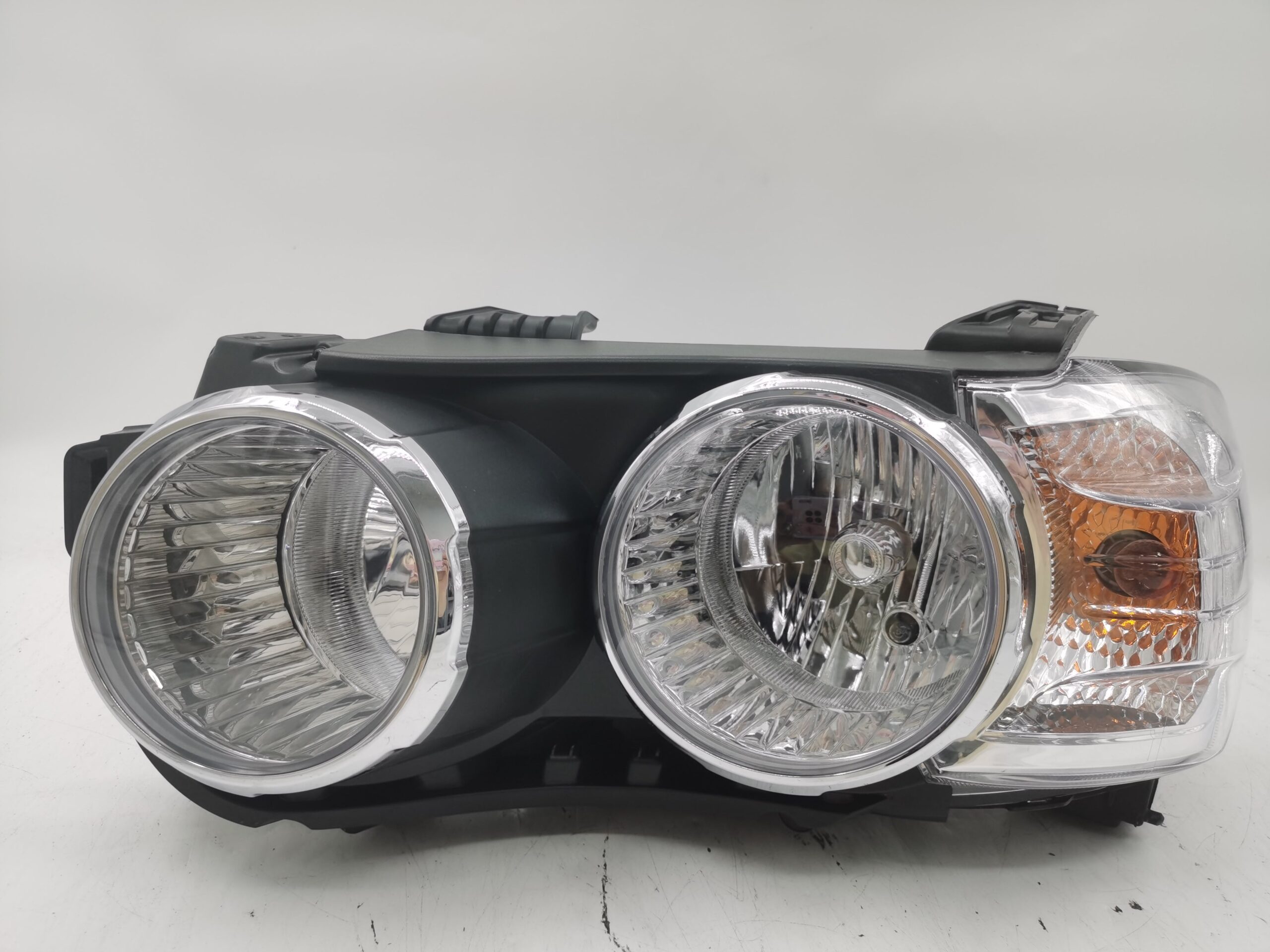 Holden AVEO 2010-2014 HALOGEN L.H.S HEADLIGHT ASSEMBLY