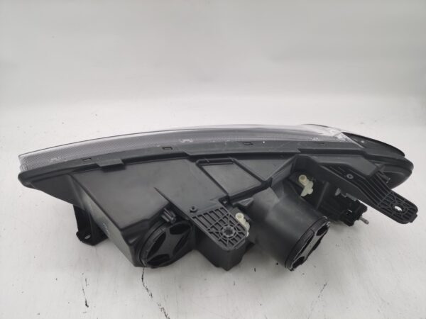 Holden CAPTIVA 2016-2021 HALOGEN R.H.S HEADLIGHT ASSEMBLY